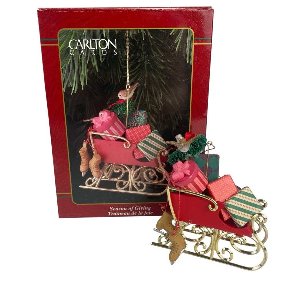 Carlton Cards Heirloom Collection Season of Giving Sleigh Christmas Ornament 128